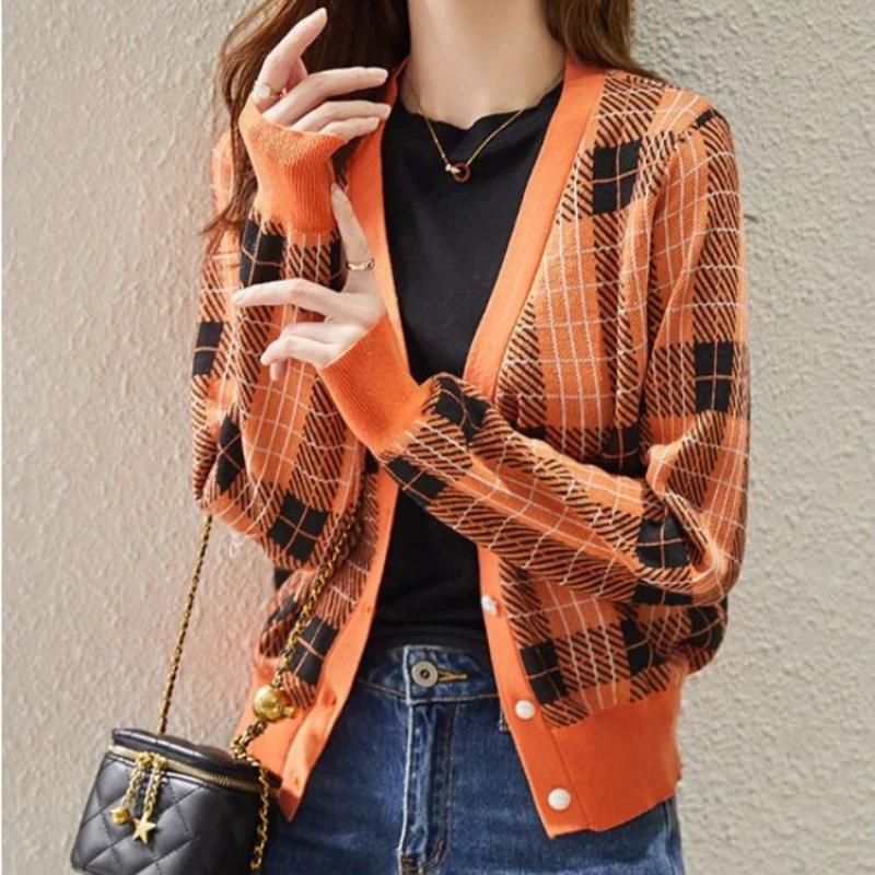 

Loose Outerwear V Neck Jacket Cardigan for Women 2024 Trend Long Sleeve Top Sleeves Wear To Work Knitted Sweater Woman Youth Y2k