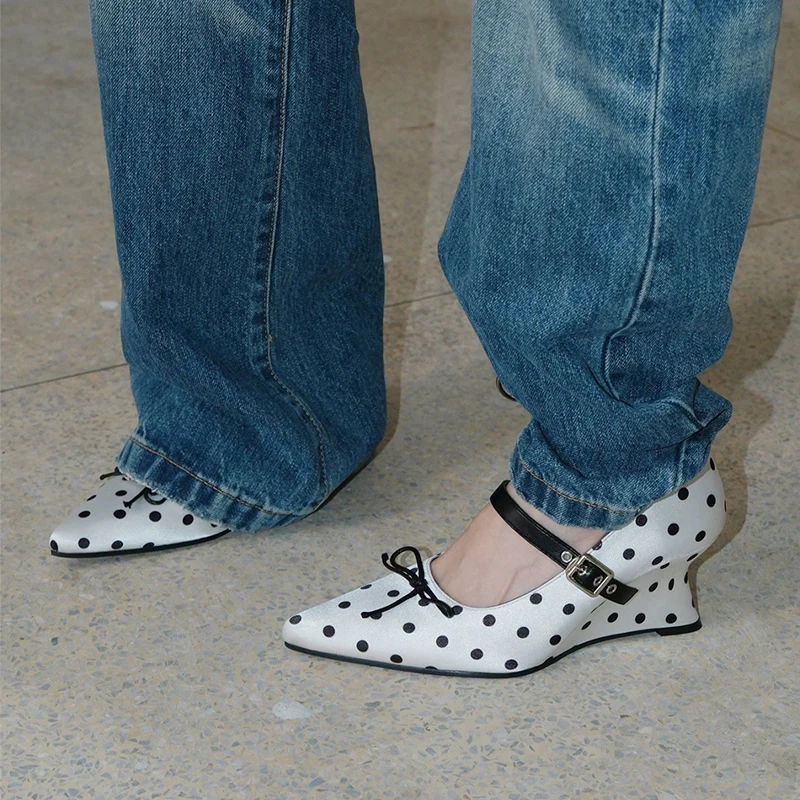 

Женские туфли Мэри Джейн на танкетке с бантом, на высоком каблуке, дизайнерские, с острым носком, модель 2026 года, повседневные туфли-лодочки для женщин