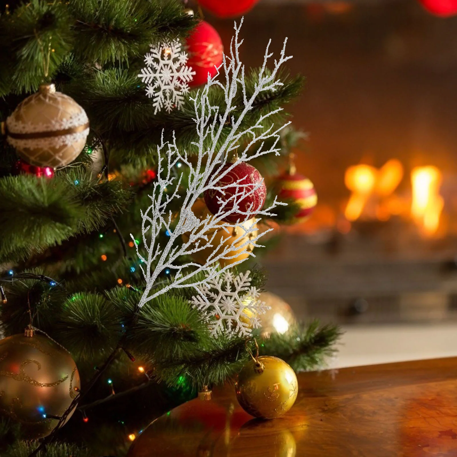 クリスマスの葉の枝、死んだ枝と葉、木の小道具、偽の人工装飾品、銀のキラキラパウダー、クリスマスのプラスチック、10個