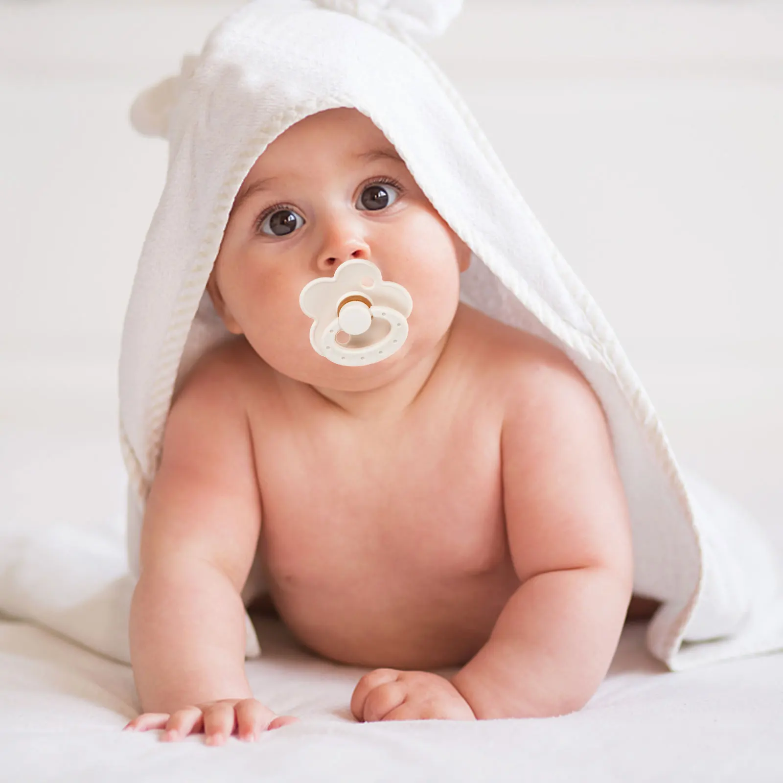 

2pcs Flower Silicone Pacifiers Newborn White Gray Beige Silicone Pacifiers Design Comfortable Baby Soothers