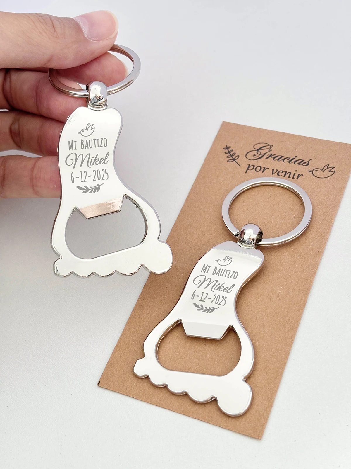 Baptism Gift for Guest Baby Christening Souvenir Personalized Foot Shaped Keychain Bottle Opener 1st Birthday Party Favor