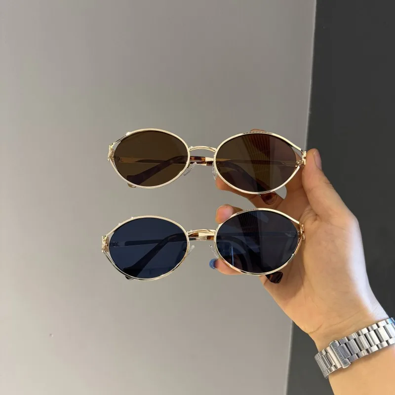 موضة جديدة العلامة التجارية البيضاوي النظارات الشمسية للنساء الرجعية إطار صغير امرأة رجل المعادن القط العين نظارات ظلال UV حماية نظارات شمسية