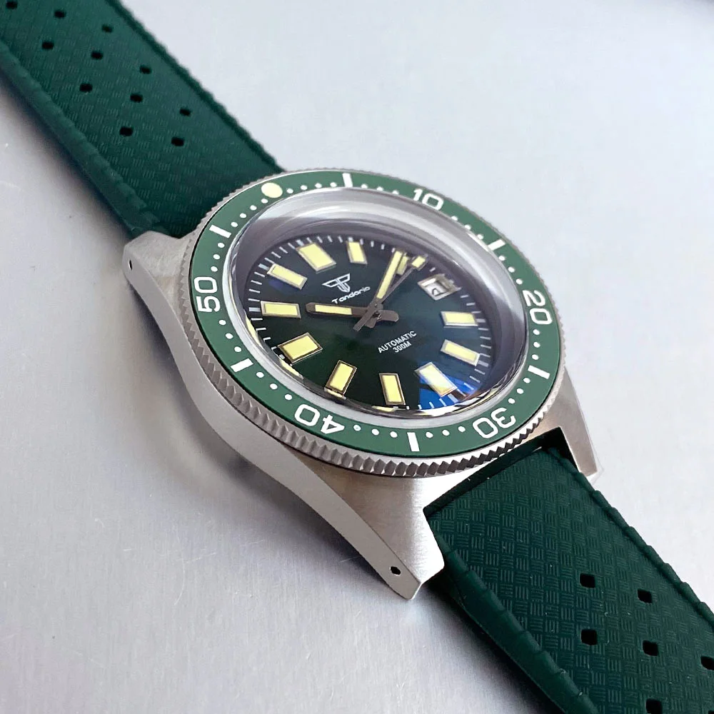 Green 41mm Dive-62MAS NH35 Automatic men Watch 200M Waterproof  AR Coating Sapphire 120 Click Ceramic Bezel Chapter Ring