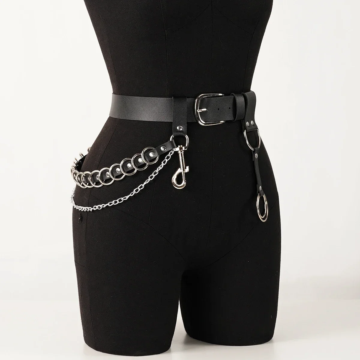 Women's Fashion Belt PU Leather Belt Tassel Chain Features Belt Daily Travel Casual Wear and Matching Clothes Accessories