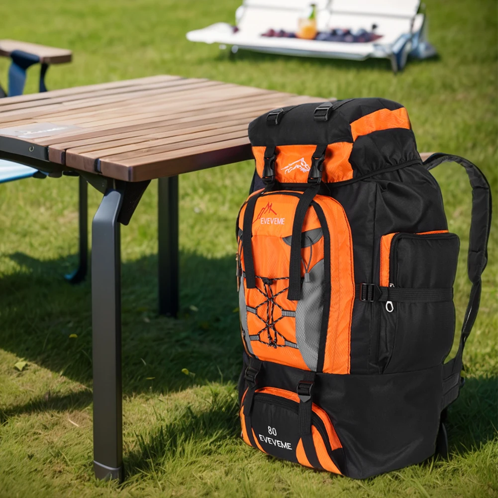 80L 登山用バックパック 大容量ハイキングバックパック 調節可能なストラップ 屋外スポーツ用登山リュックサック