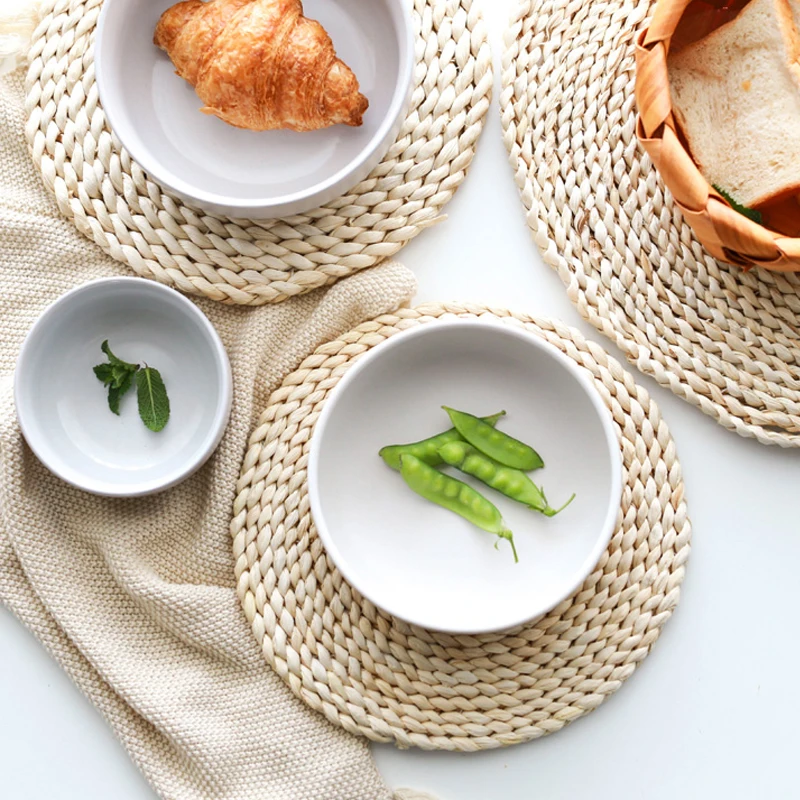 

Classy-Corn Straw Braided Dining Table Mats Extra Thick Coasters Mat Natural Handmade Woven Table Placemat Insulation Resuable P