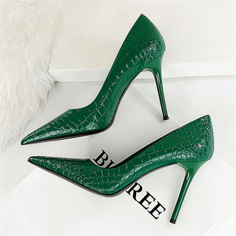 Women 10cm High Heels Stiletto Pumps Pointed Toe Green Nude Heels Office Lady Serpentine Patent Leather Wedding Party Prom Shoes