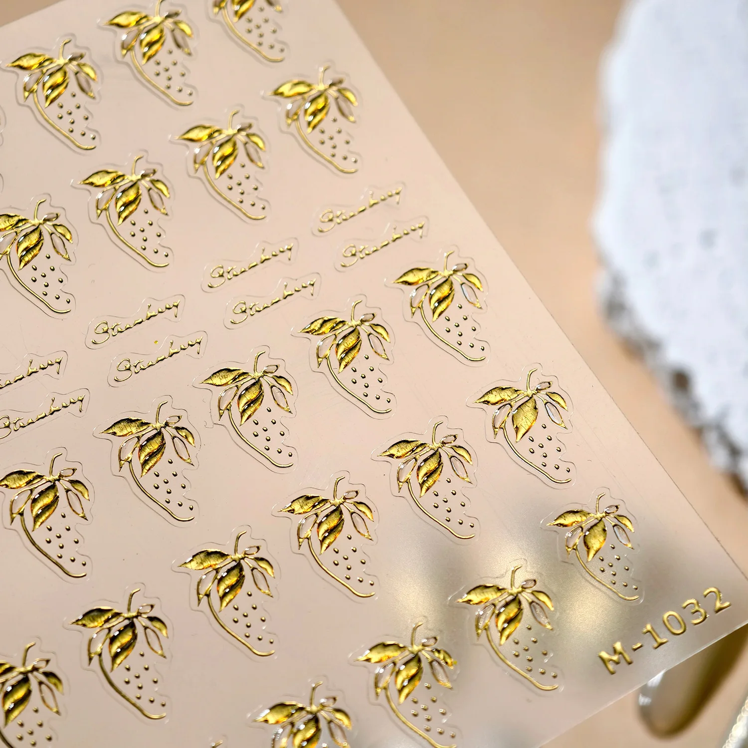 

Chic Hot Stamping Gold Silver Strawberry English Letter Line Delineation Adhesive Nail Art Stickers Manicure Decals Decorations