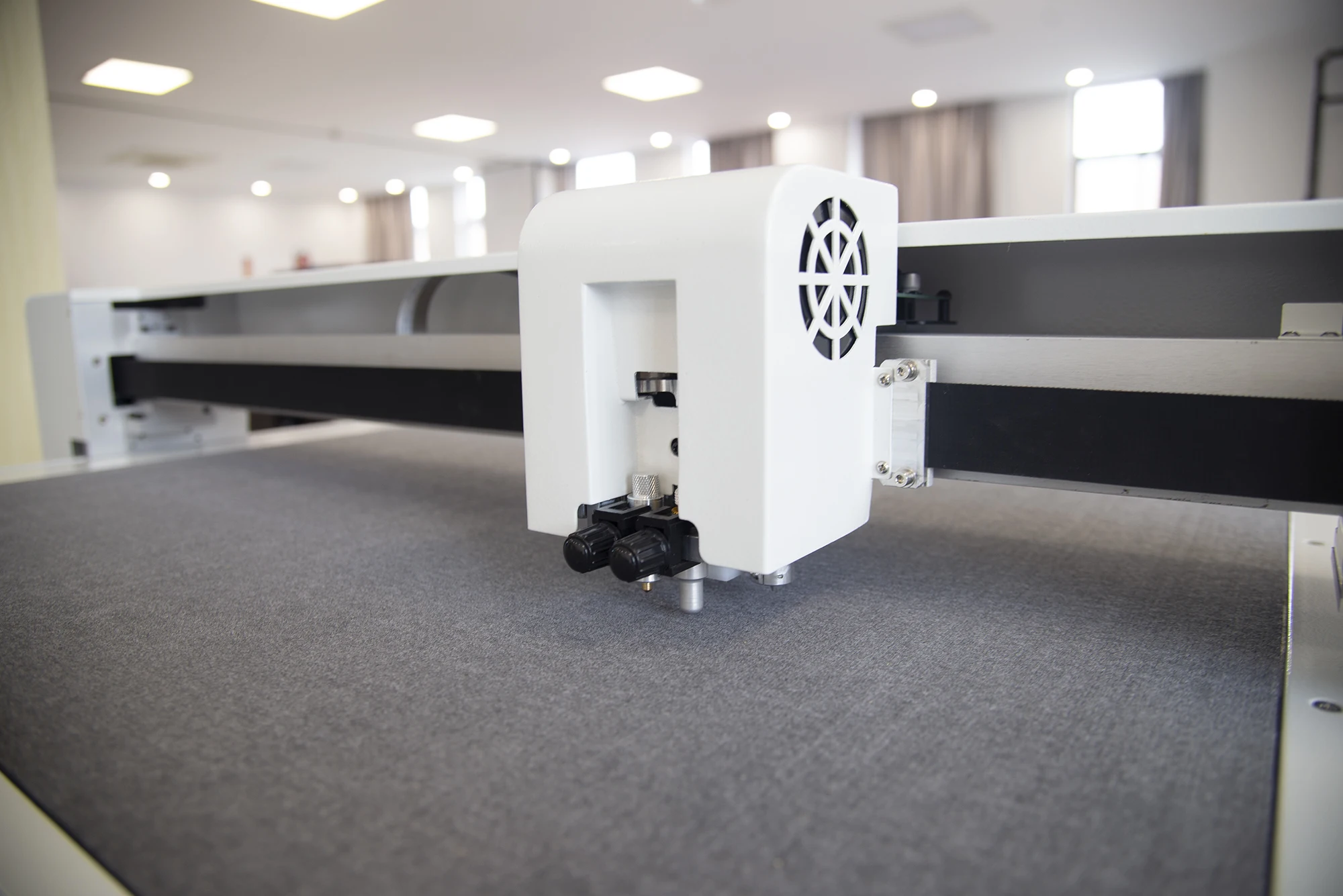 Fully Automatic Corrugated Carton Box Making Machine With Computerized Cutting Engine As Core Component