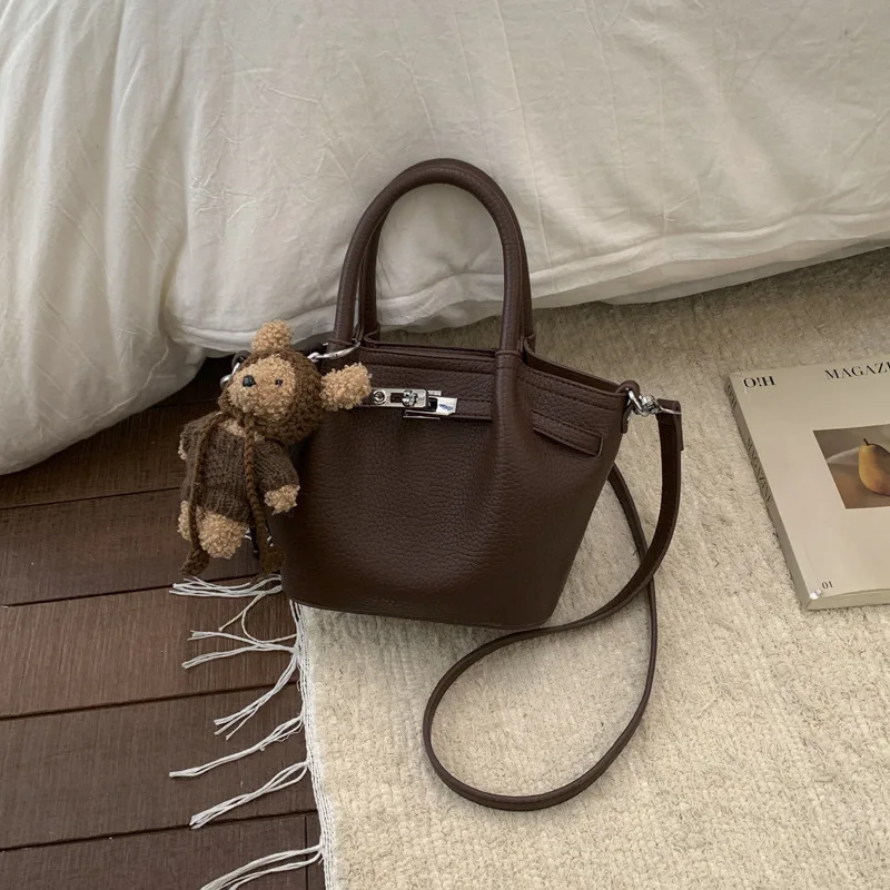 Casual handbag bag women's spring senior sense simple versatile messenger bag fashion commuter shoulder bag