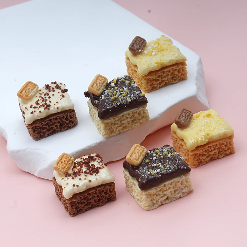 10/100pcs Chocolate Mousse Cake Imitation Decor Miniature Landscape Scene Decoration DIY Keychain Hairpin Charms Accessory