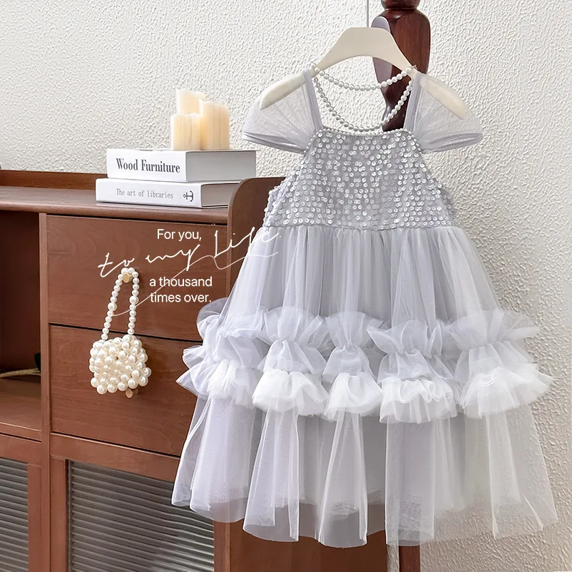 ชุดเจ้าหญิงสาว 2025 ฤดูร้อนใหม่ตาข่ายเค้กกระโปรงคุณภาพสูงสีเทาวันเกิดอุตสาหกรรมหนักชุดประกายกระโปรงอ้วน