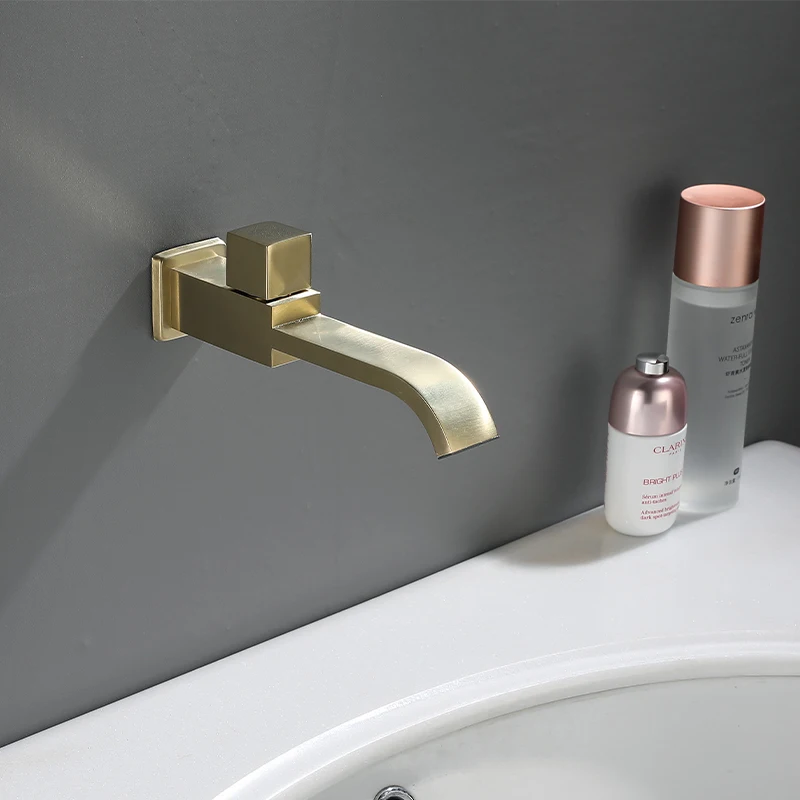 In-wall brushed gold mop pool faucet home balcony bathroom single cold quick-open faucet extended faucet splash proof