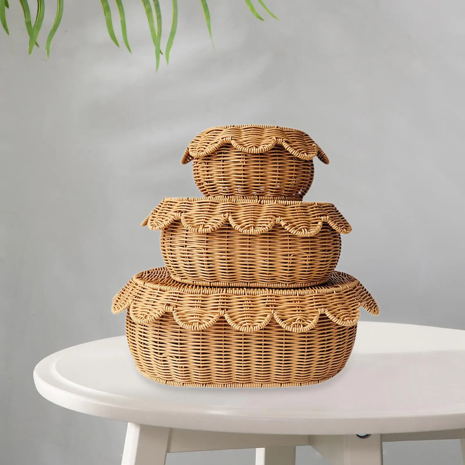 

Simulated Rattan Woven Baskets Storage Baskets with Lid for Living Room