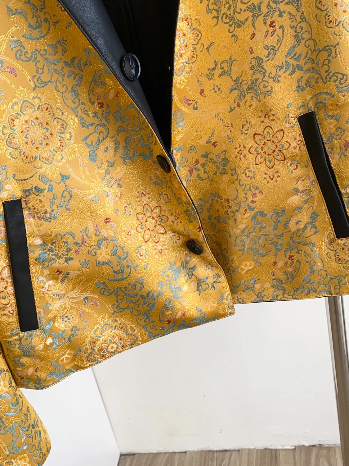 여성용 루즈핏 캐주얼 새틴 자켓 가을 겨울 빈티지 신상 중국풍 슬림 자수 아우터웨어 탑