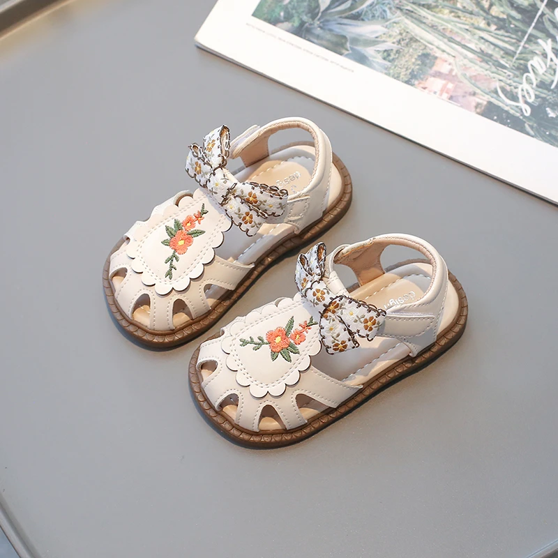 Girls Sandal Summer Bowtie Embroider Children Princess Causal Walking Shoes Fashion Ruffled Edge Kids Cut-outs Sandals