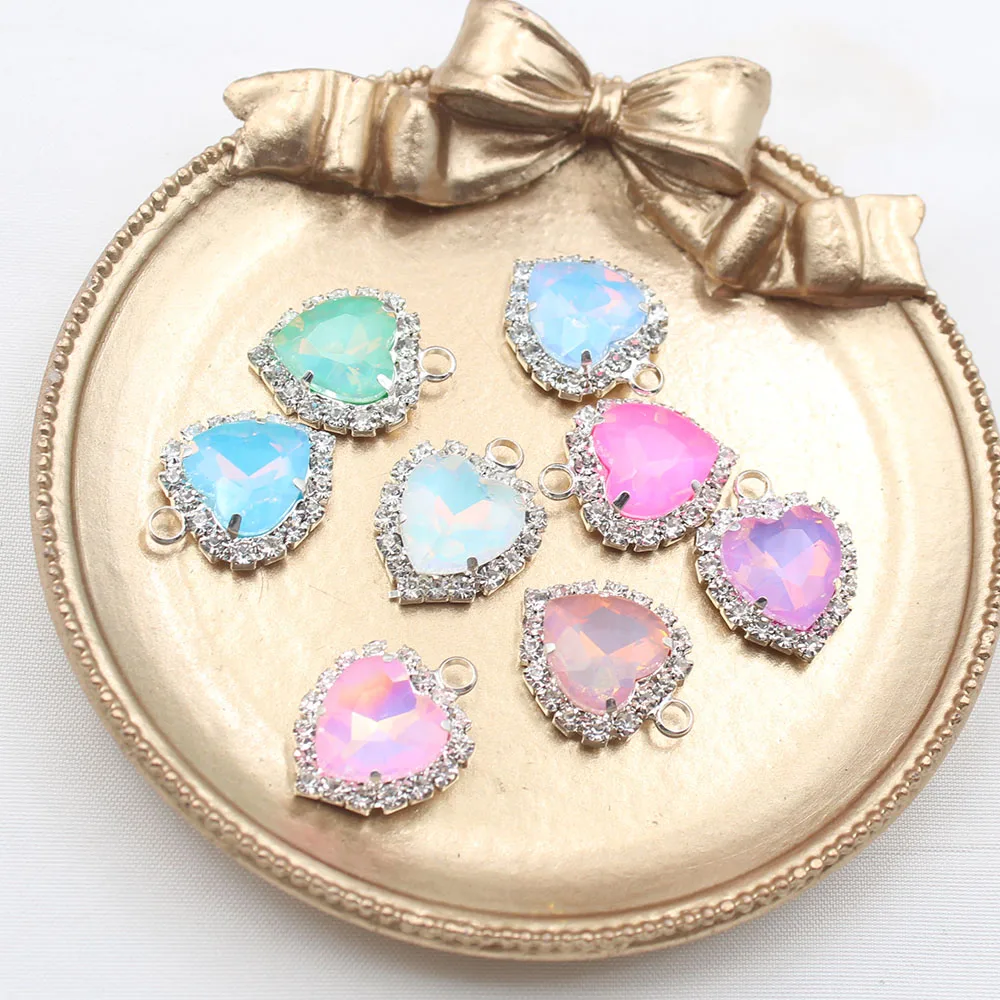 Factory direct sales of 10 pieces of 16 * 20mm Mocha Peach Heart Water Diamond Button Flat Bottom with Loop DIY Clothing Necklac