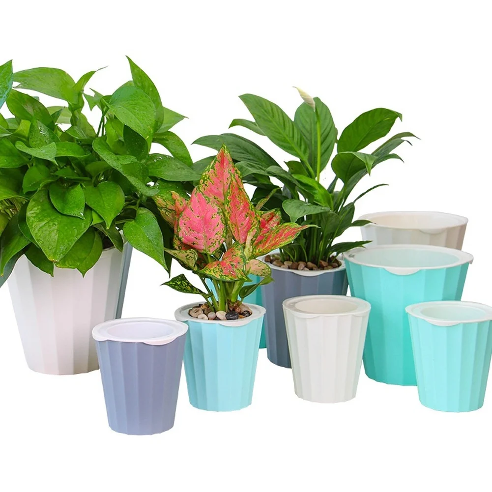 Large Self Watering Plastic Flower Pot for Succulents with Cotton Rope for Indoor Balcony Office Use 13.8x14.3x9.9cm