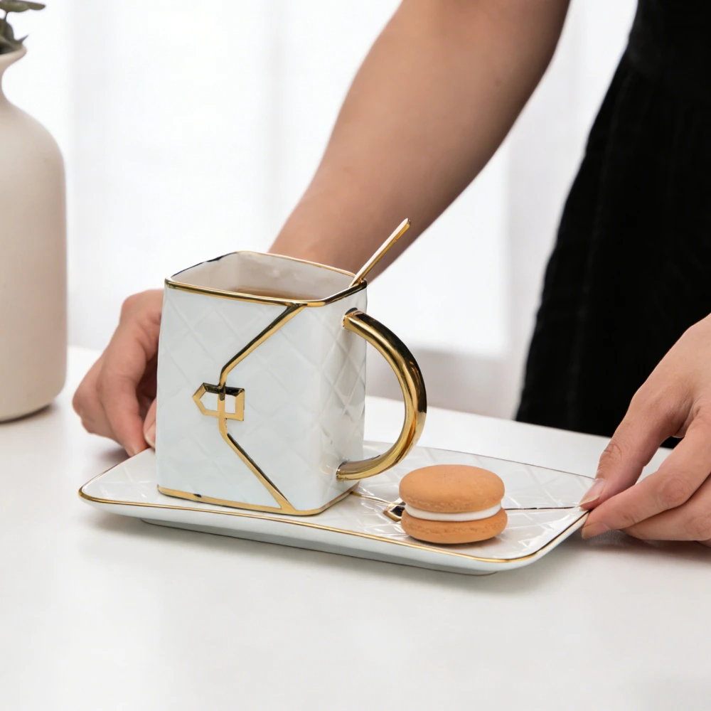 

Ceramic Personalized Cup Exquisite Small Luxury Tea Set Creative Bag European Light Luxury Coffee Cup English Afternoon Tea Cup