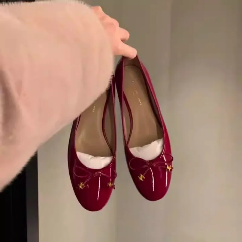 Women Genuine Leather Flat Shoes with Bow Decoration Loafers Metal Decoration Shallow Mouth Women Shoes Outdoor Casual Shoes view 2
