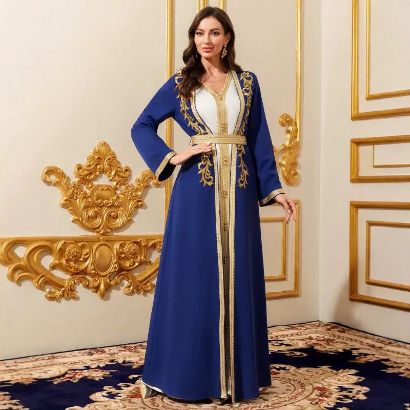 

Elegant Arabic Abaya Dress Dubai Long Robe with Embroidery Lace Two Piece Set