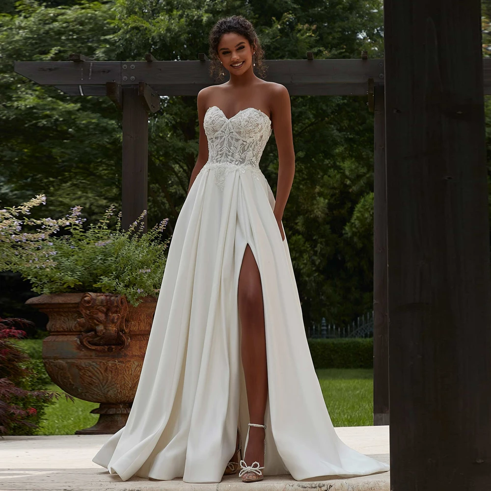 

CHarming Strapless A-Line Wedding Dresses Sweetheart Neck Sleeveless Bridal Growns Lace Applique High Slit Vestidos De Novia