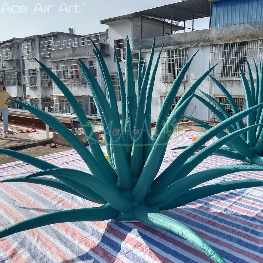 Unbelievable Giant 8m Diameter Inflatable Aloe Replica Flowering Plants Model Tentacle/Agave Americana for Sale