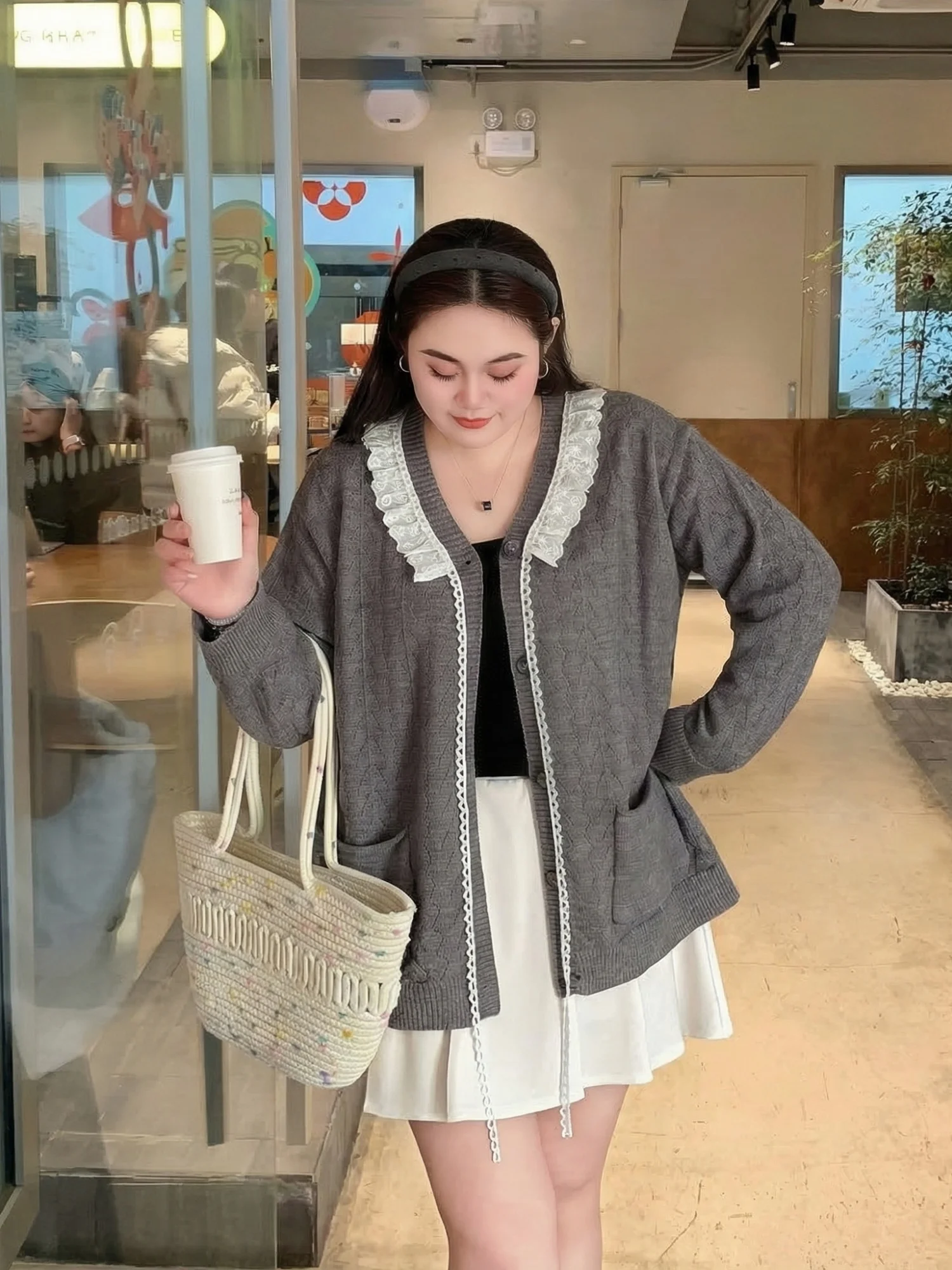 

Stylish Large Size Women's Knitted Cardigan Spring Commute Style Casual Loose Outerwear V-Neck Long Sleeve Short Length