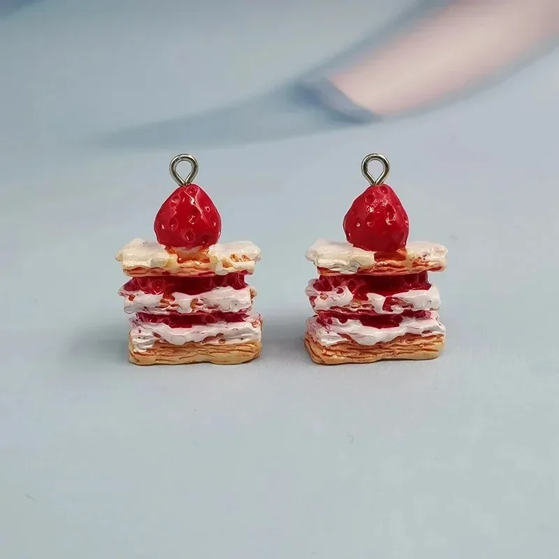 10Pcs Korea Style Red Strawberry Cake Resin Pendants Floating Charms For Jewelry Making Craft DIY Earrings Keychain Supplies