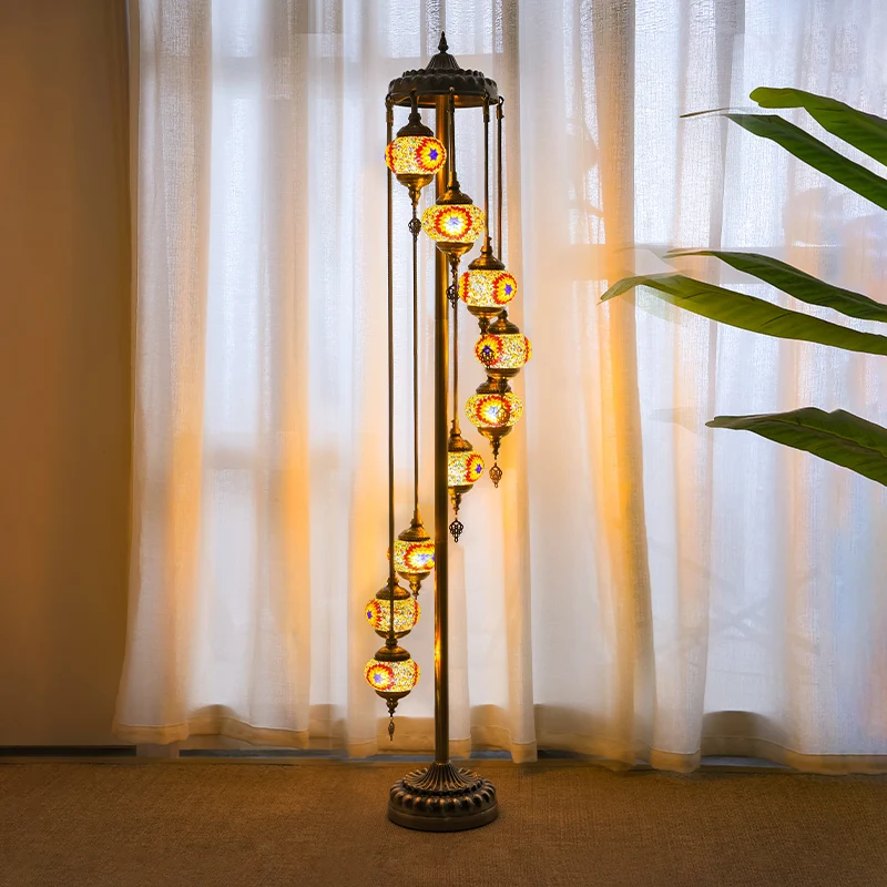 

Yili 2023, новый ретро торшер для гостиной, спальни, прикроватный вертикальный светильник в стиле Инди-Пакистана, освещение для ресторана, отеля, чайной комнаты