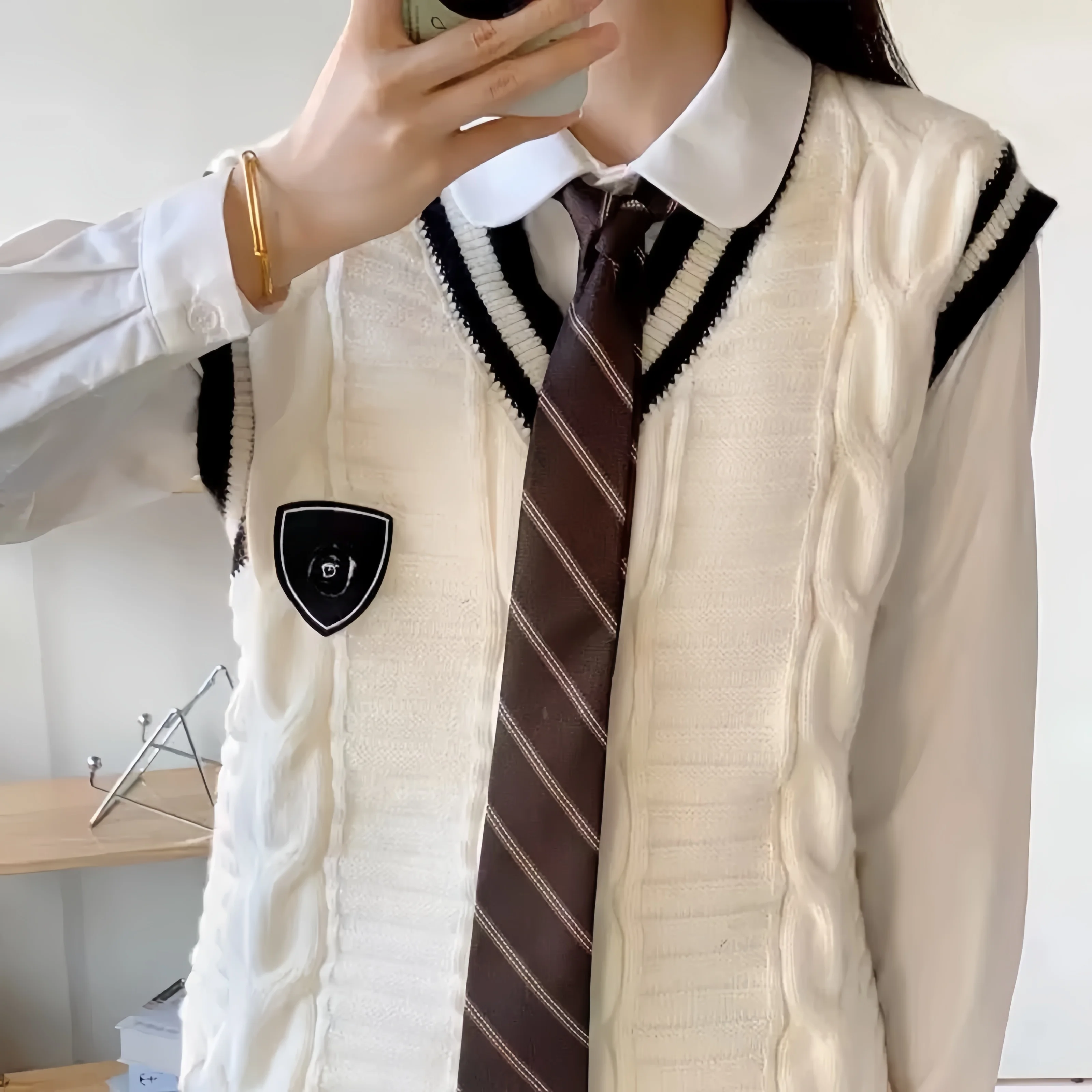 A Handmade Unisex Coffee Brown Striped Hand-Tied Tie, Classic, Versatile, a Must-Have for the Back-To-School Season, Multi-Color Hand-Tied Tie Can Be Worn with Uniforms and Can Be Given as Gifts