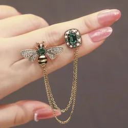 Vintage Blue Crystal Animals Bee Long Tassel Brooches for Women Temperament Exquisite Suit Sweater Pins Jewelry Accessories Gift