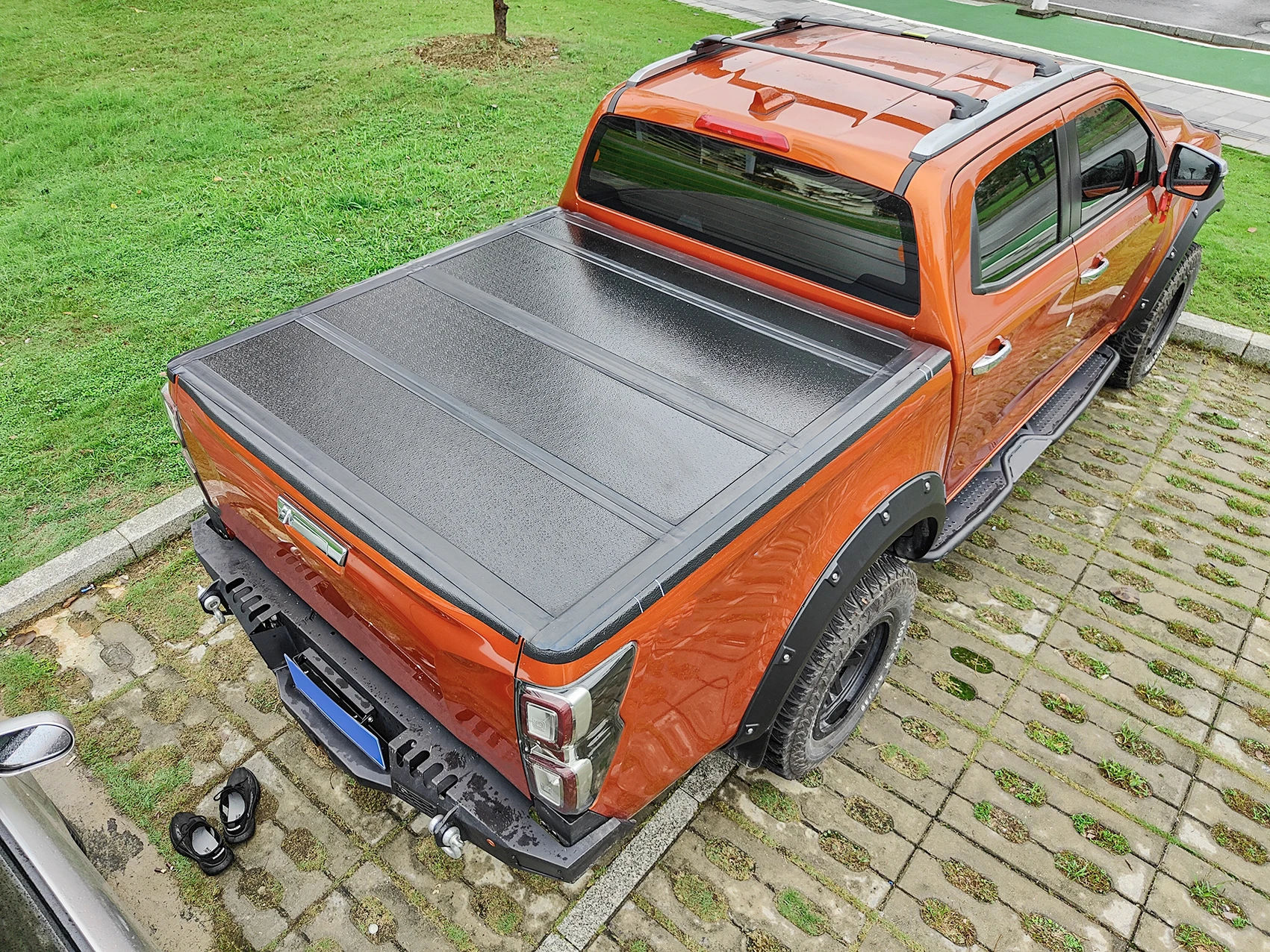 Oem Factory Custom Pick Up Off Road 4X4 Car Truck Bed Aluminum Hard Tri Four Fold Tonneau Cover for Ford F150 250 350 2022