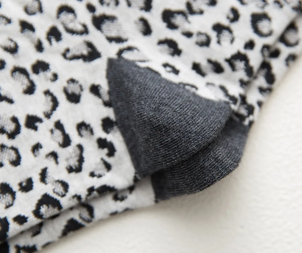 Calcetines de algodón con estampado de leopardo para mujer y niña, calcetín transpirable a rayas, informal, coreano, primavera y otoño