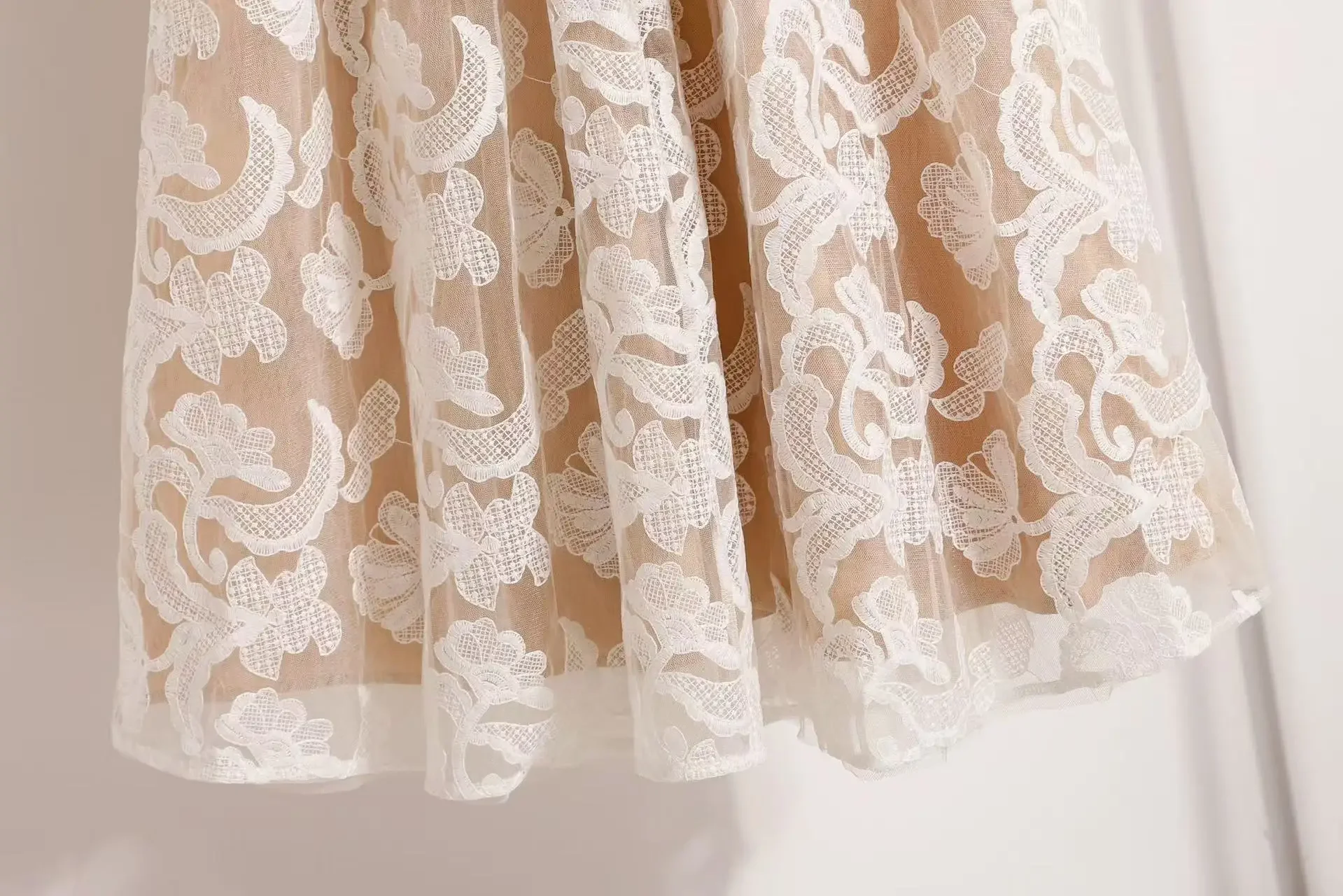 우아한 자수 Tulle 이브닝 드레스 여성 여름 버블 짧은 소매 공식 행사 Tulle Prom Party 미디 롱 드레스