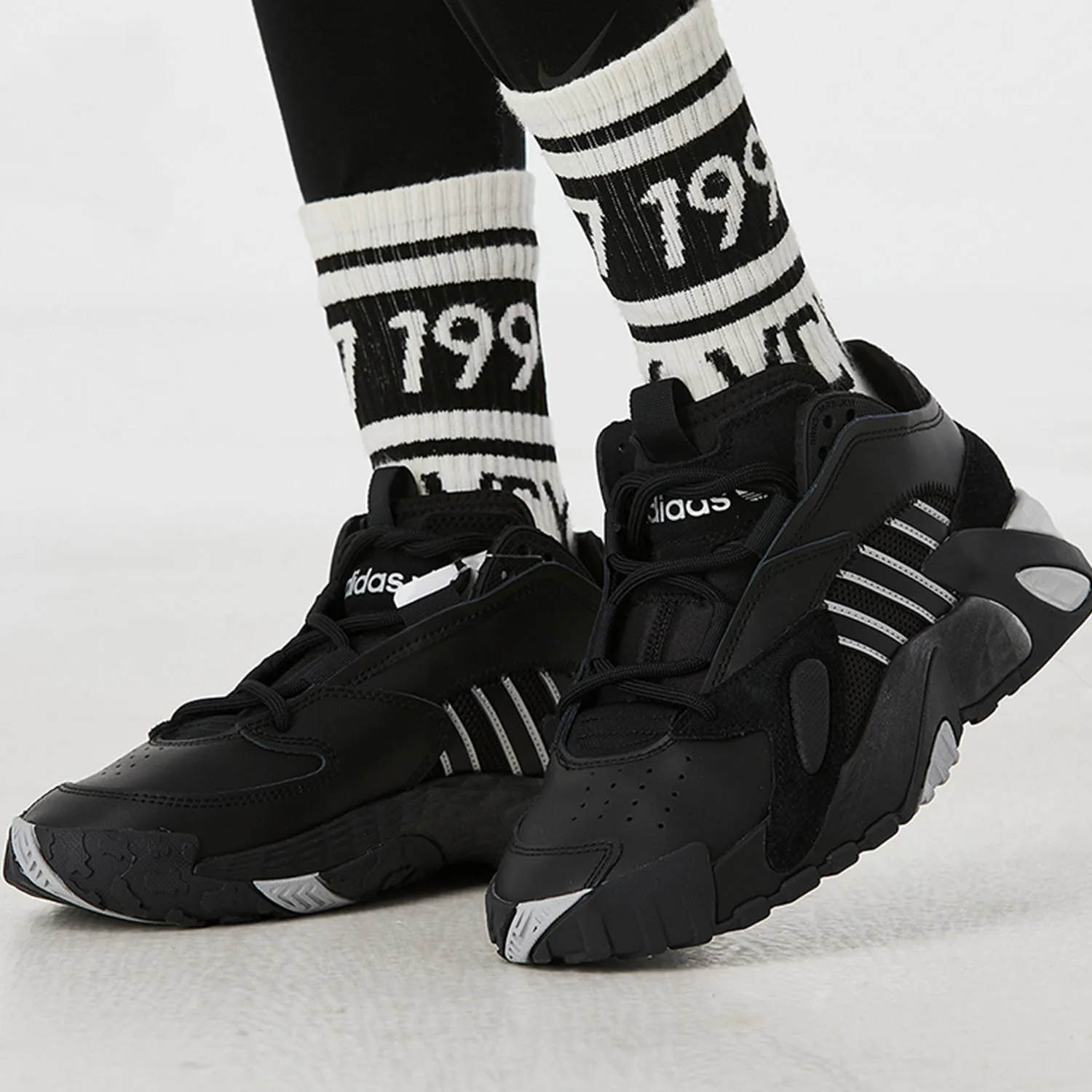 

Женская классическая повседневная спортивная обувь Adidas Genuine Clover STREETBALL FV4853
