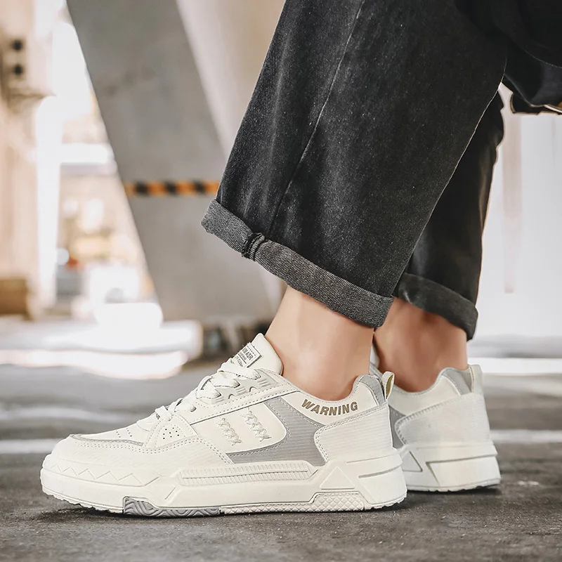 2025 Nuove scarpe Street Style - Scarpe da skate taglienti, retrò americane, suola spessa, casual e alla moda, comfort escursionistico