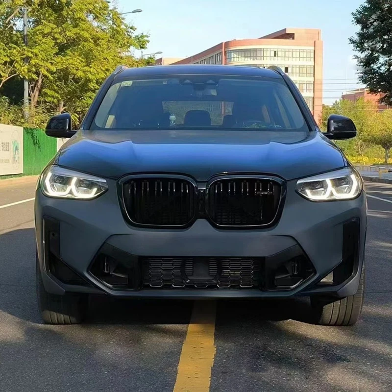 G01 body kit is suitable for X3 Sport, for converting the early model to the later-stage X-style, with new bumpers