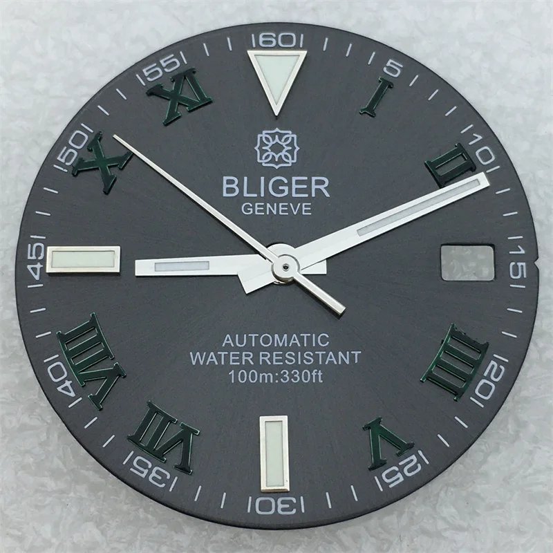 BLIGER 29mm esfera negra verde luminoso azul índice romano con manecillas plateadas adecuado para accesorios de reloj de movimiento NH35 NH36