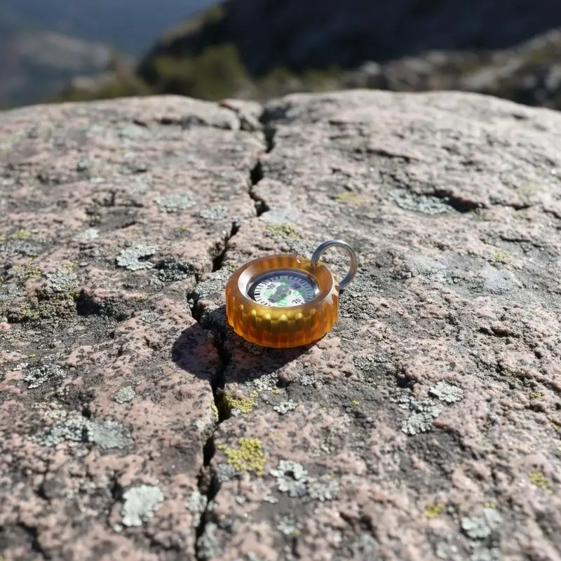 

[SP]Multi Function PEI Compass Pendant EDC Necklace Directional Identity Tool for Hiking Outdoor Adventures