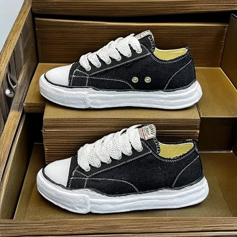 

Студенты 2025 года 6529 путешественность для персонализированной моды, легкая амортизирующая обувь для парного обучения