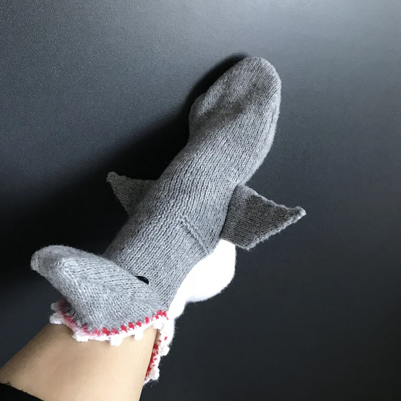 1 Pair Unisex Christmas Novelty Shark Socks Cartoon Warm Floor Dress White and Grey Color Animal Style
