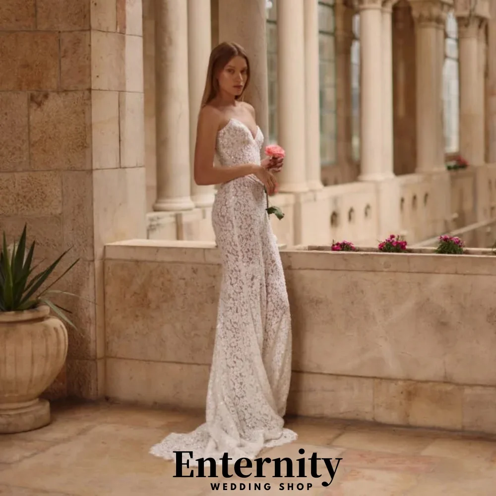 

Customized Zipper Wedding Dresses Elegant Sweetheart Sleeveless For Women Charming Lace Applique Bridal Gowns Vestidos De Novia