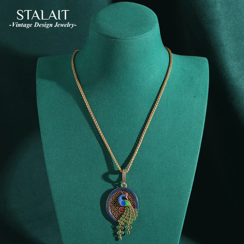 

Vintage Painted Peacock Pendant Necklace Woman Antique Retro Colorful Collar Accessories Luxury Brand Trendy Jewelry Girl Gift