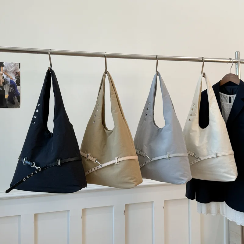 

2025 Fashion Commuter Tote Bag, Minimalist Shoulder Purse for Women, Versatile Underarm Crossbody, Casual Day to Night Bag