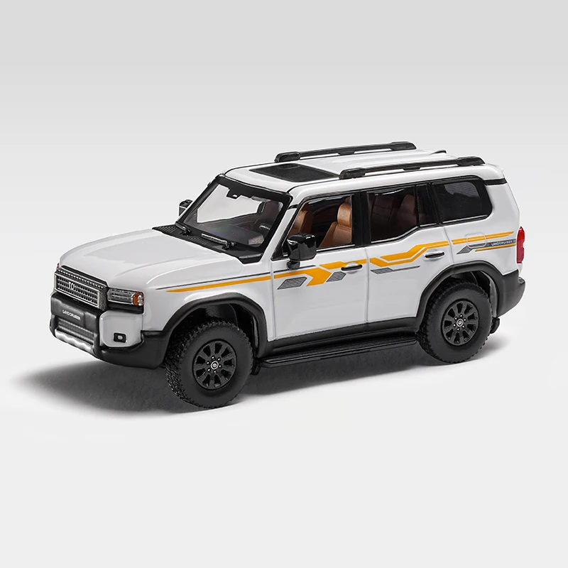 Massdi 1:64 Prado LC250 High‑Trim Version Alloy Car Model Classics Adult Souvenir Gift Hobby & Toys