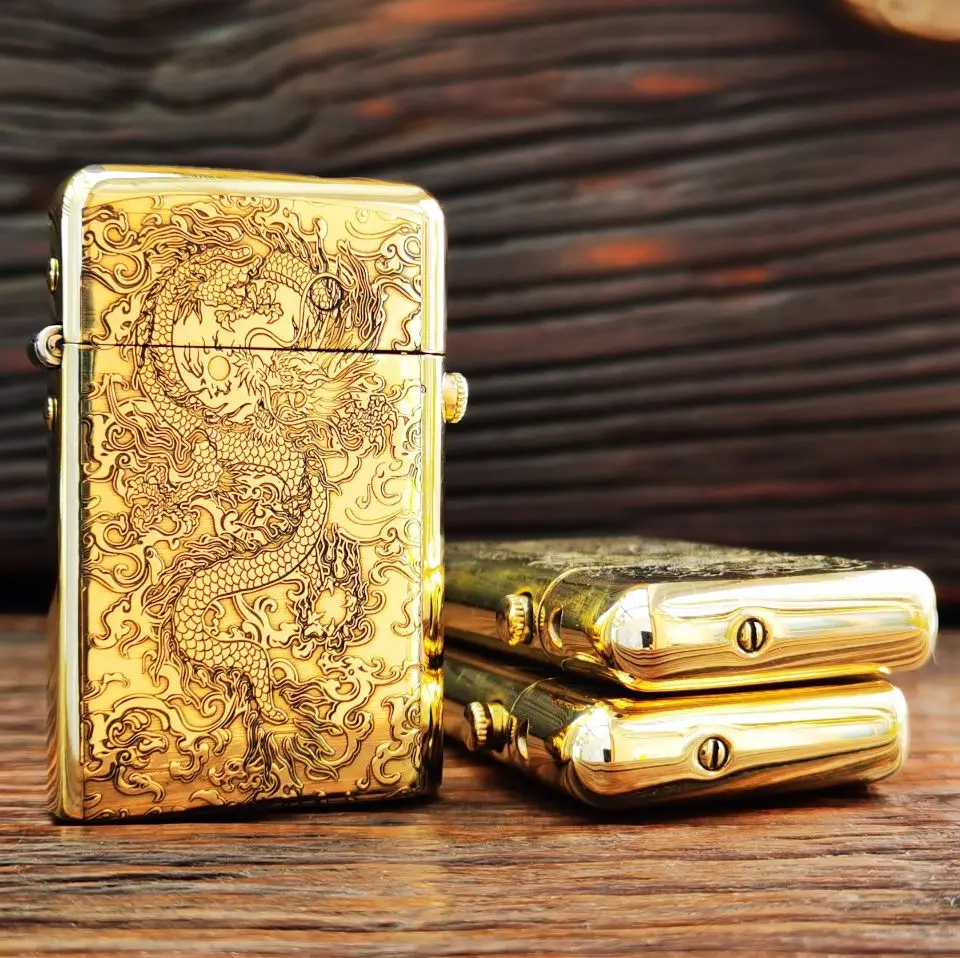 Zorro [Exquisite Engraving] 581 Brass Kerosiene Windproof Lighter, One-key Ejection Ignition, Grinding Wheel Kerosiene Lighter