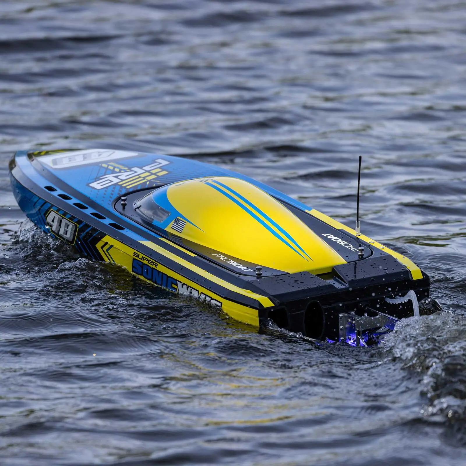 RC High-speed Speedboat Super Sonicwake 48" 8S Self-righting Deep V Speedboat Model Electric Remote Control Racing Boat Model