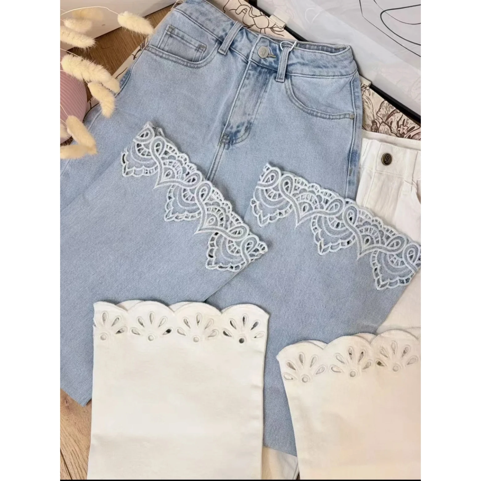 

Heidd Slim Fit Embroidered Hollow out Flower Denim Jeans High Waist Cotton Spring Summer Ladies Fashion Tapered Flared Jeans