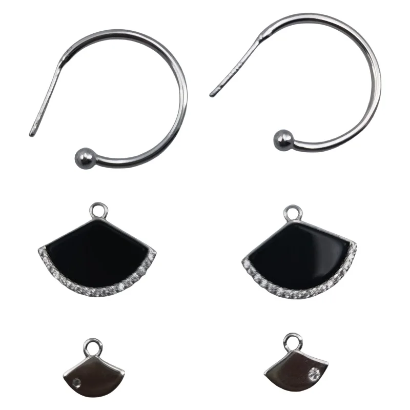 WJEB Exaggerated Large Circular Ring Pure Silver Ear Studs Paired With Obsidian Fan Various Combinations, Wearing Christmas